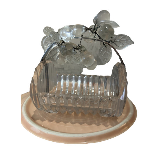 Vintage Lucite Plastic Round Ribbed Dish and Lucite Plastic Grapes attached - Picture 1 of 6